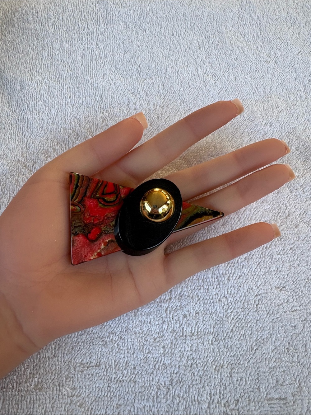 Art Deco MCM Simon Chang Geometric Abstract Acrylic Brooch Red Marble Gold - Picture 6 of 8